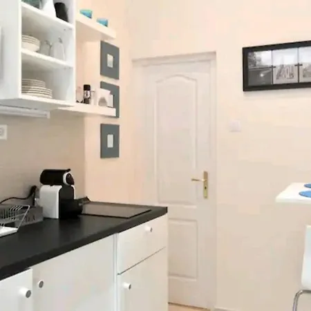 アパート Vendegszoba-havas Utca ブダペスト